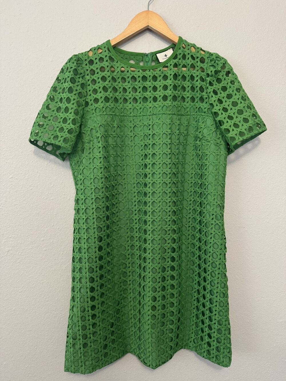 Tuckernuck Green Lace Janelle Dress Round Neck Back Zip Lined Size L